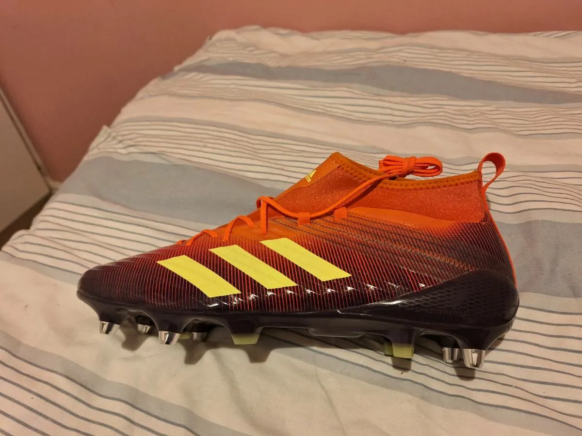 Adidas Predator Football boots - top tier model - Image 1
