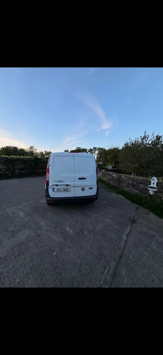 Ford Transit Connect swb - Image 3