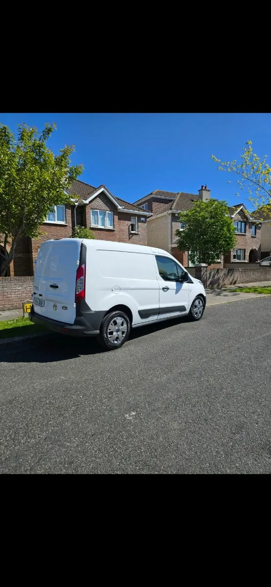Ford Transit Connect swb - Image 4