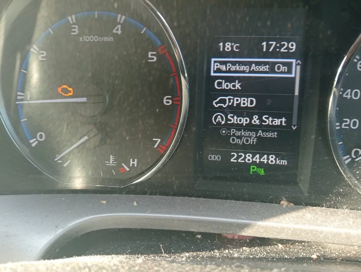 2016 Toyota RAV4  sol model nct 05/26 - Image 3