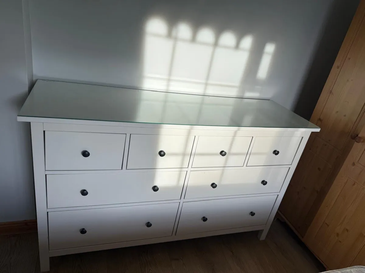 Hemnes chest of drawers - Image 1