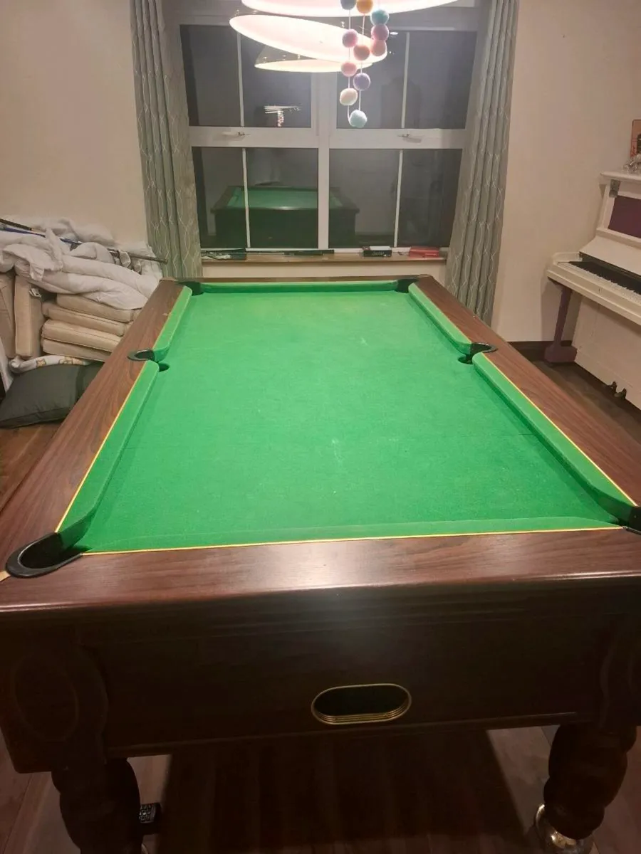 Pool table pub - Image 1