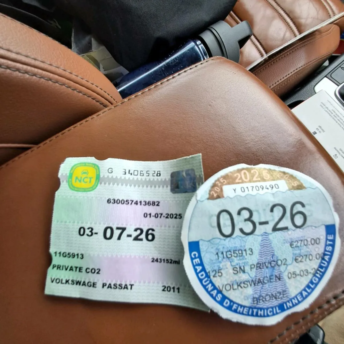 Volkswagen Passat CC 2011  **High Spec** - Image 2