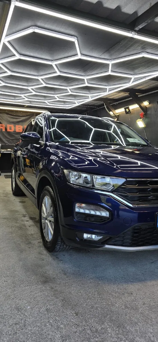Volkswagen T-Roc 2019 - Image 1