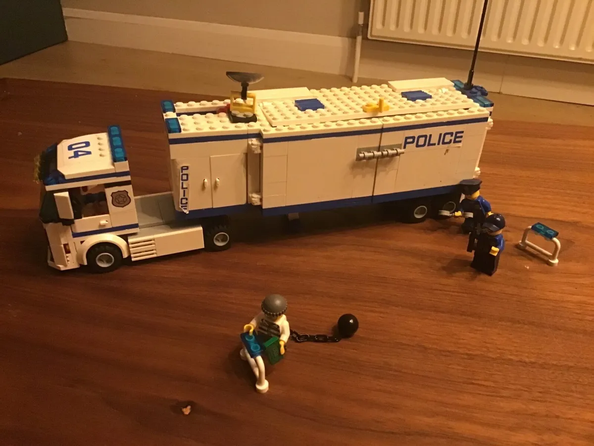 Lego city mobile police unit 60044 - Image 1