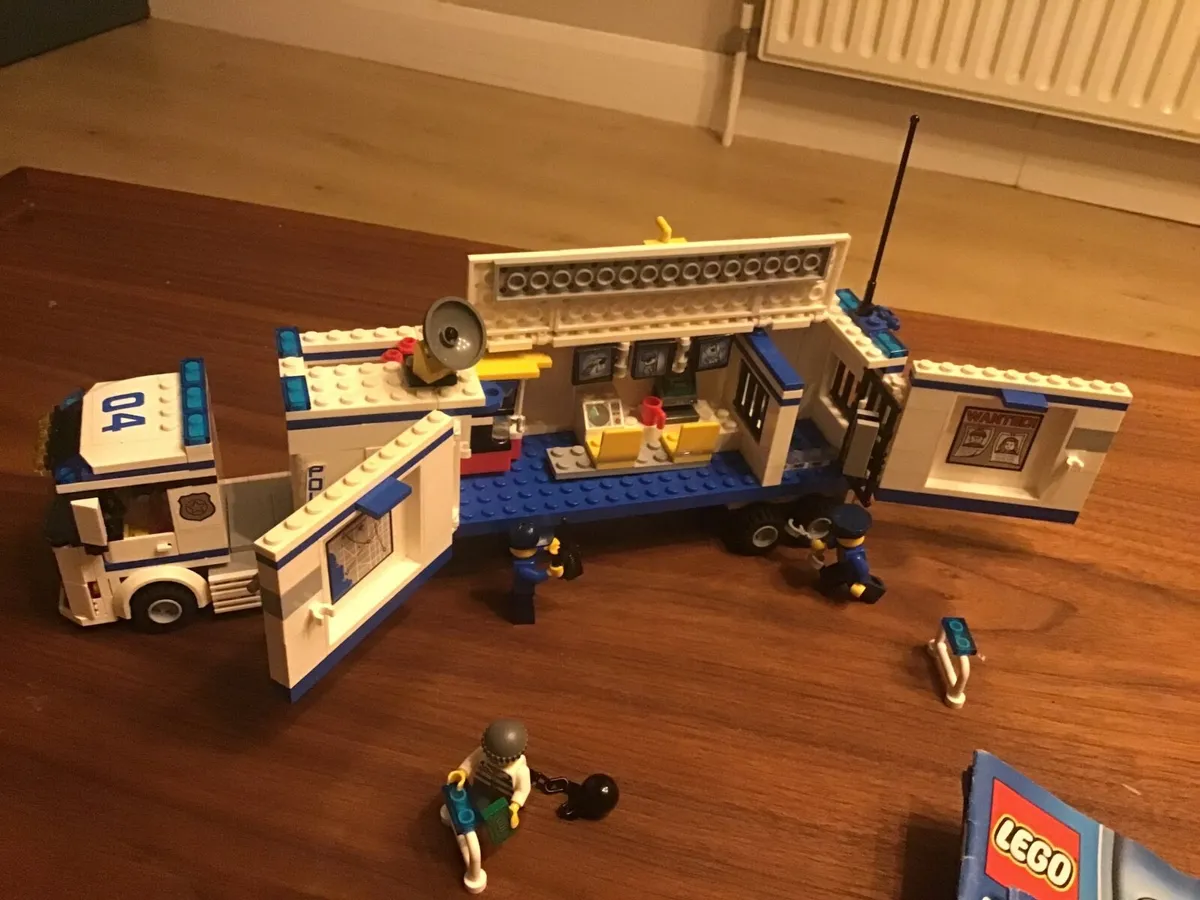 Lego city mobile police unit 60044 - Image 3