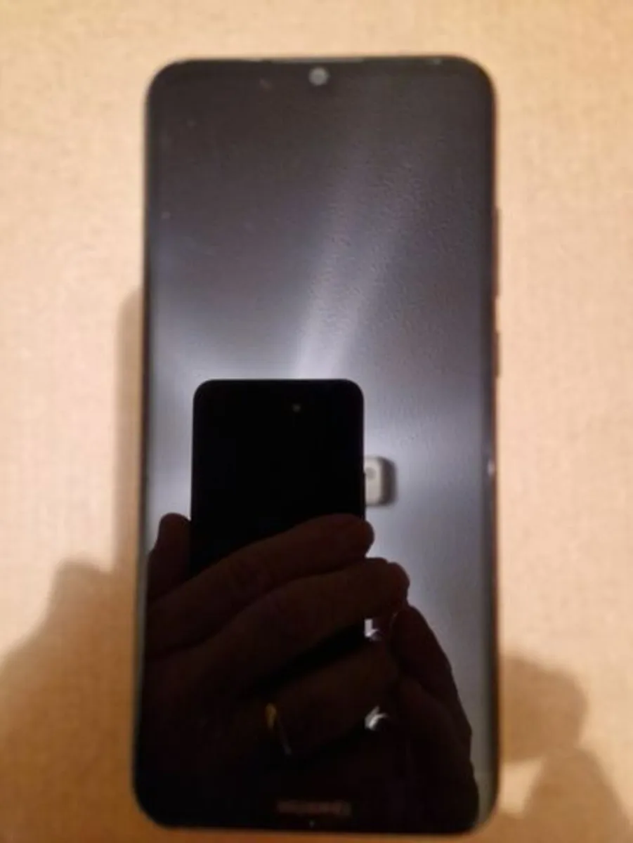 HUAWEI Y6 (2019) Model MRD-LX1, 32GB Excellent con - Image 3