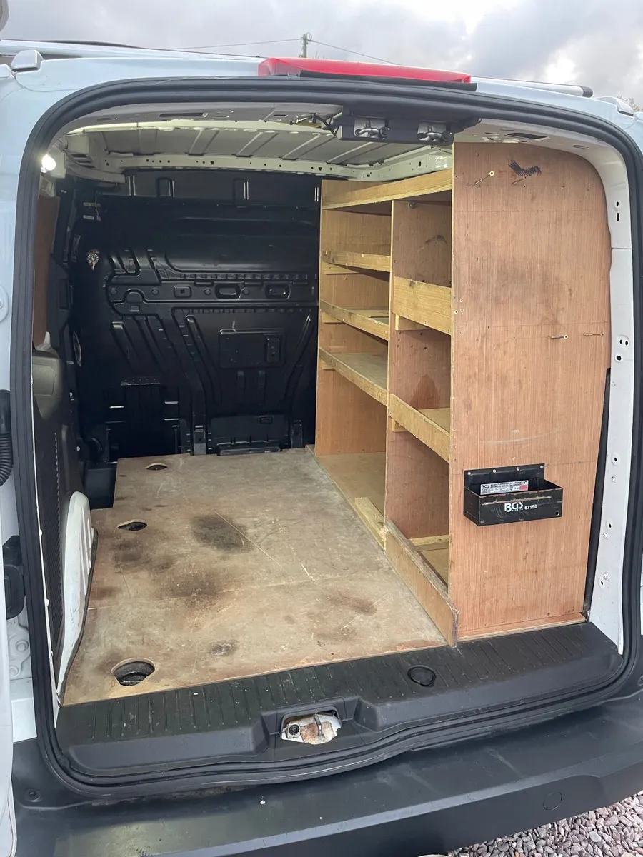 Ford Transit Connect 2016 - Image 3