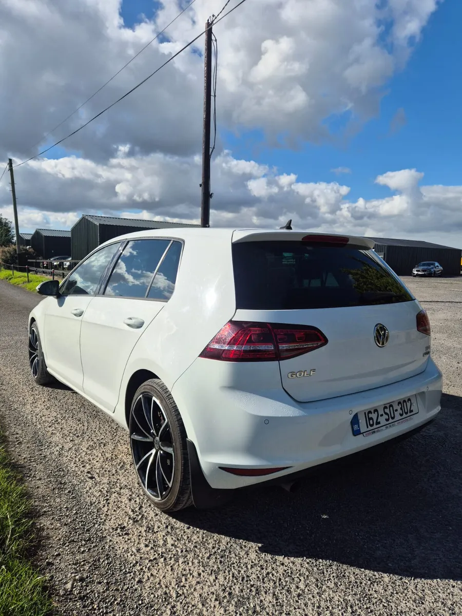 2016 Volkswagen Golf 1.6 tdi highline Beautiful ca - Image 4