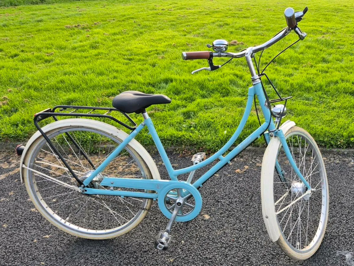 CLASSIC FEMALE DUTCH BICYCLE - Image 1