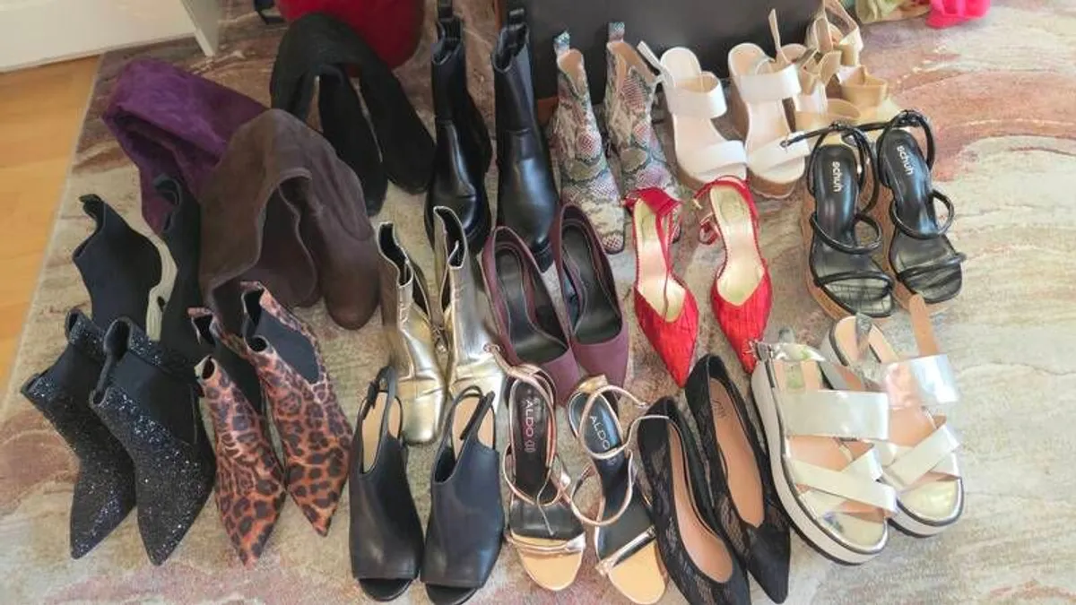Women's Shoes - Image 1