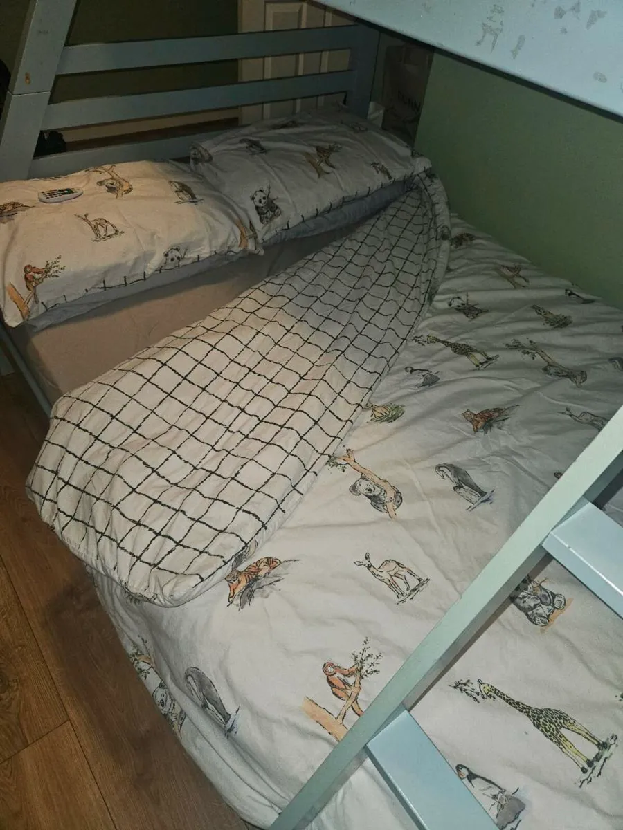 Triple bunk bed - Image 3