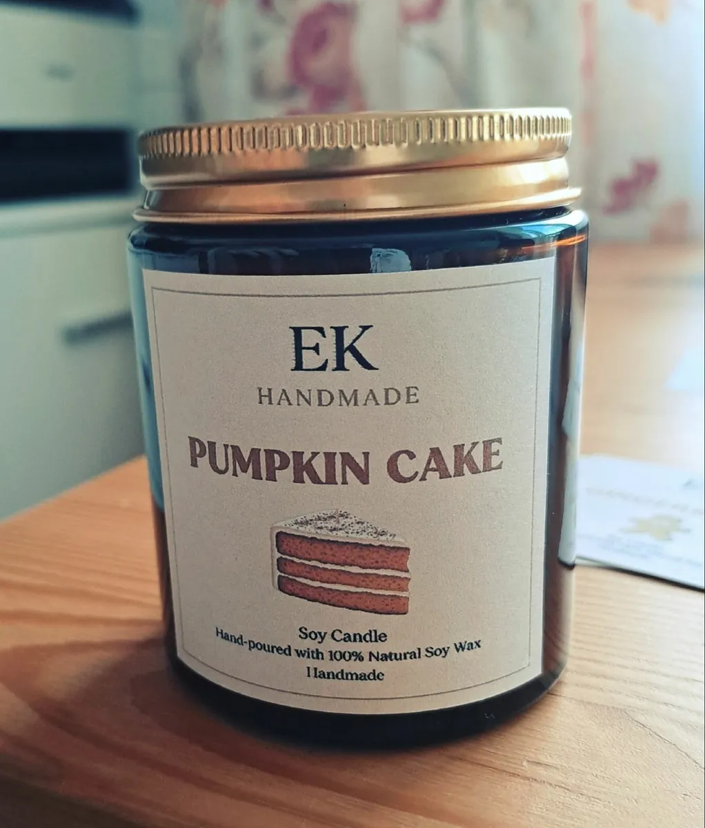 Soy Pumpkin Cake handmade candle 180ml