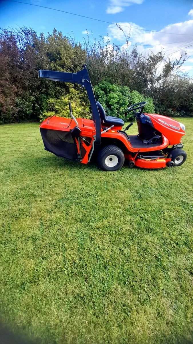 Kubota Ride on Lawn mower - Image 2