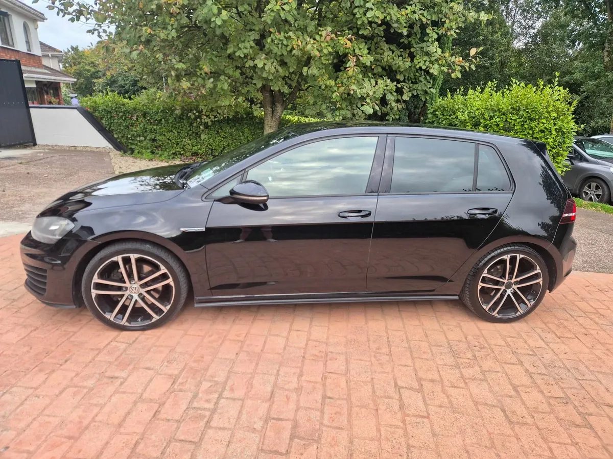 Volkswagen Golf  GTD 2014 - Image 3