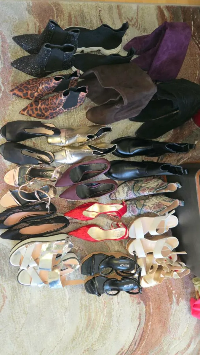Women's Shoe's - Image 2