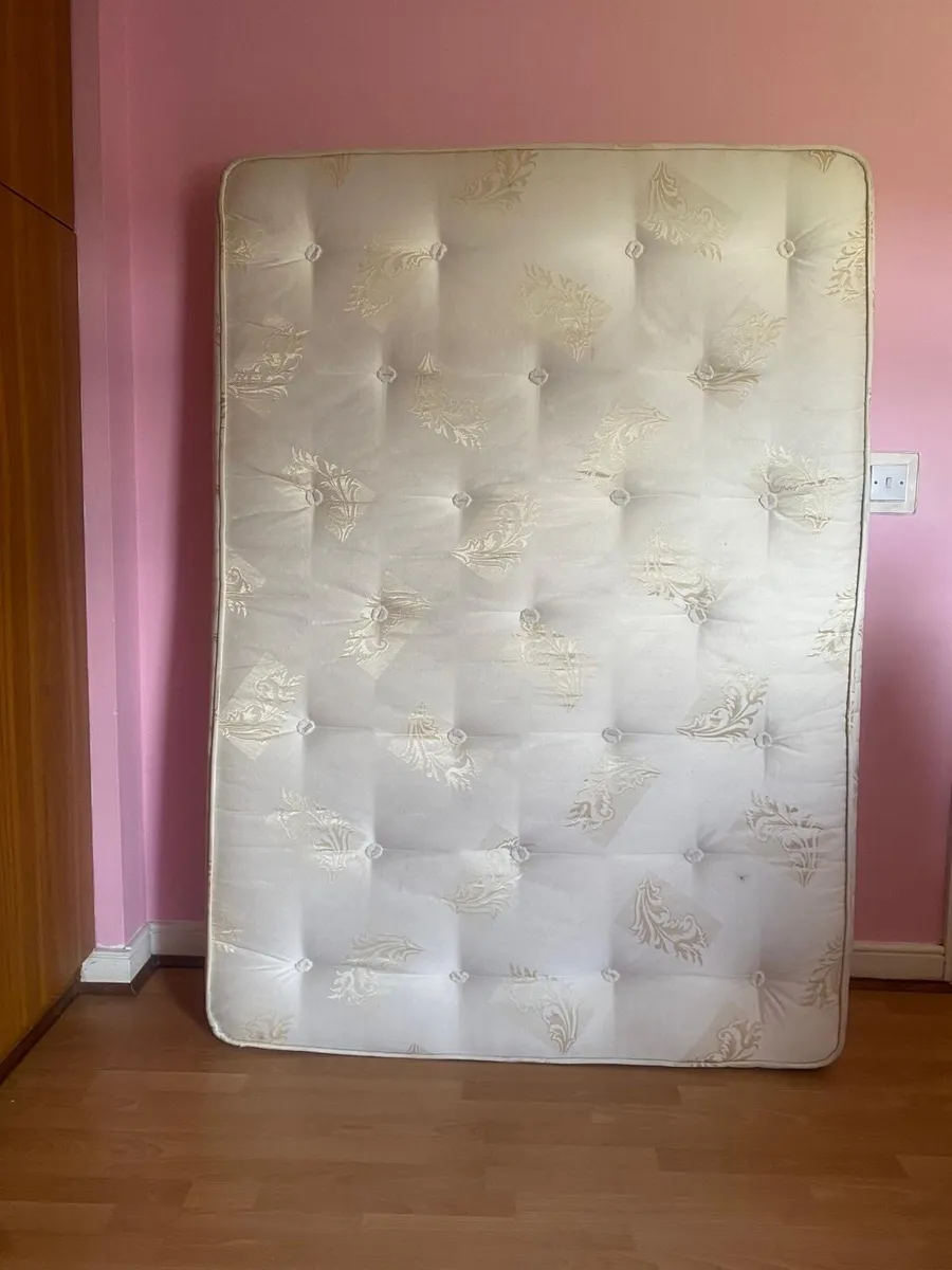 Double bed mattress - Image 2