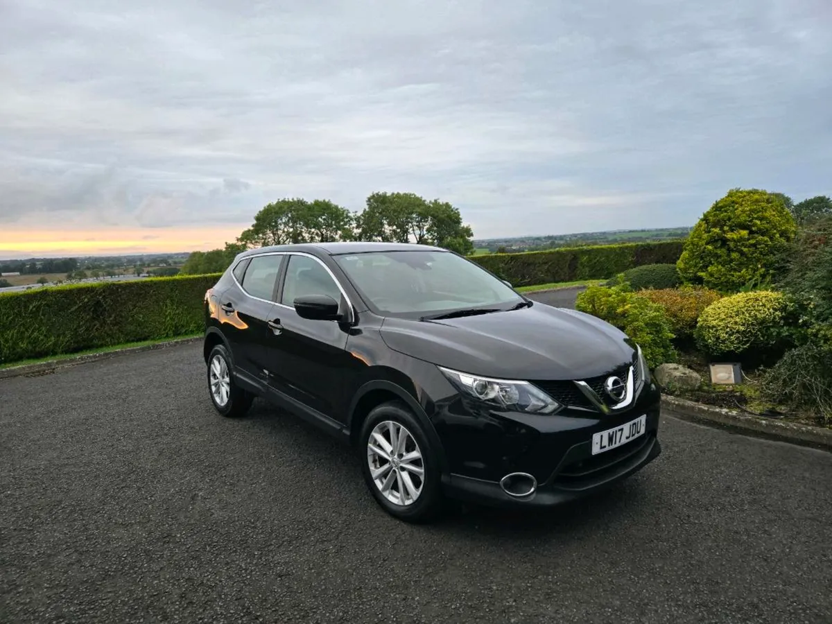 2017 Nissan Qashqai - Image 2