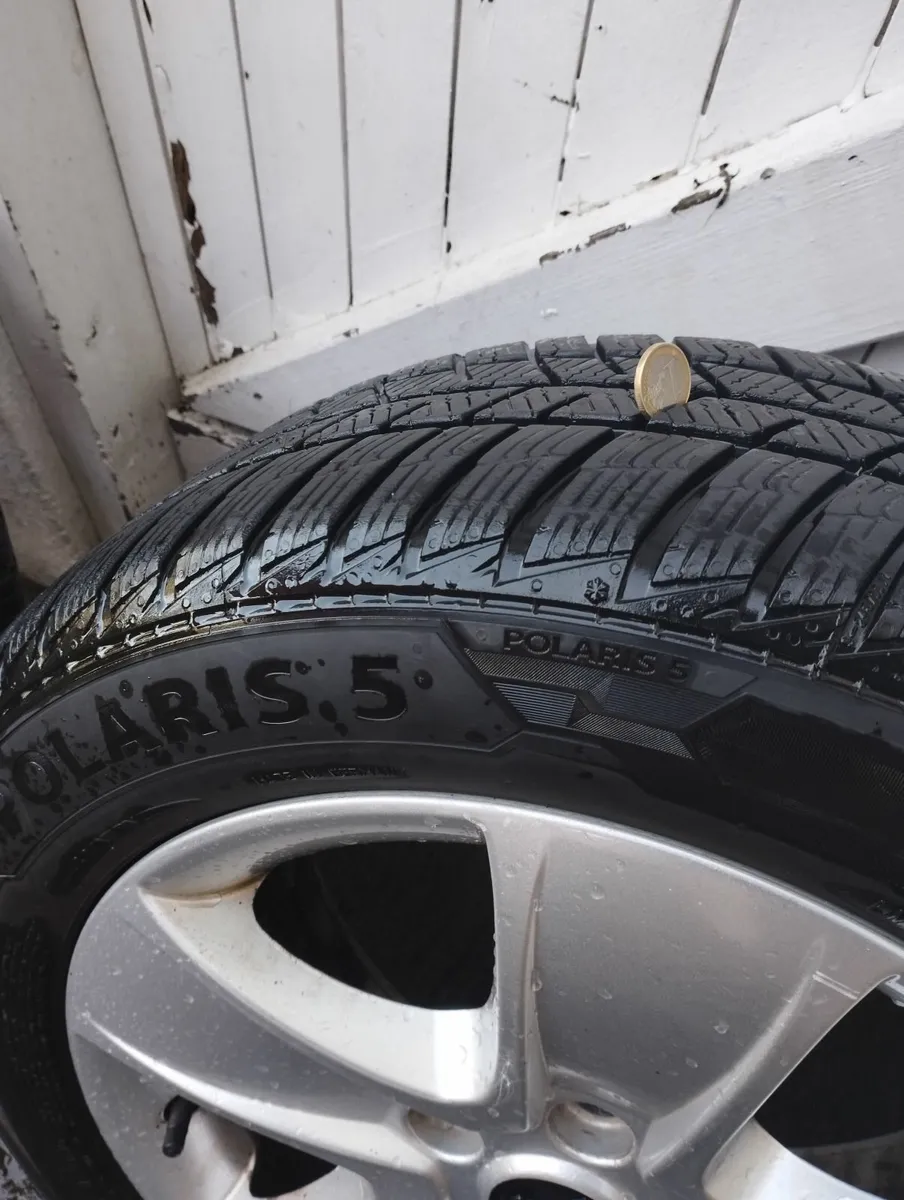 16 inch alloys with great tyres. - Image 3