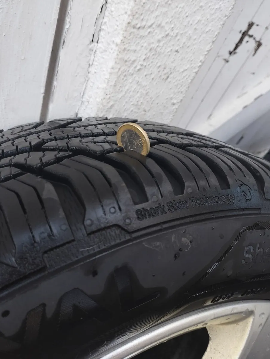 16 inch alloys with great tyres. - Image 4