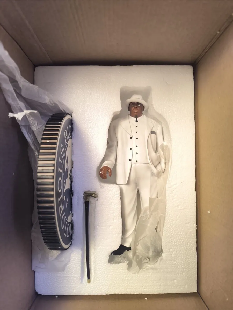 Biggie figure  new - Image 4