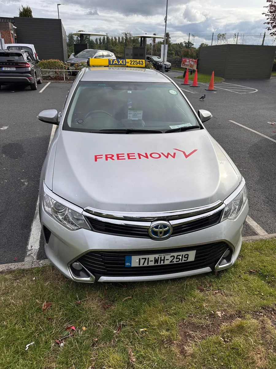 Taxi - Image 1