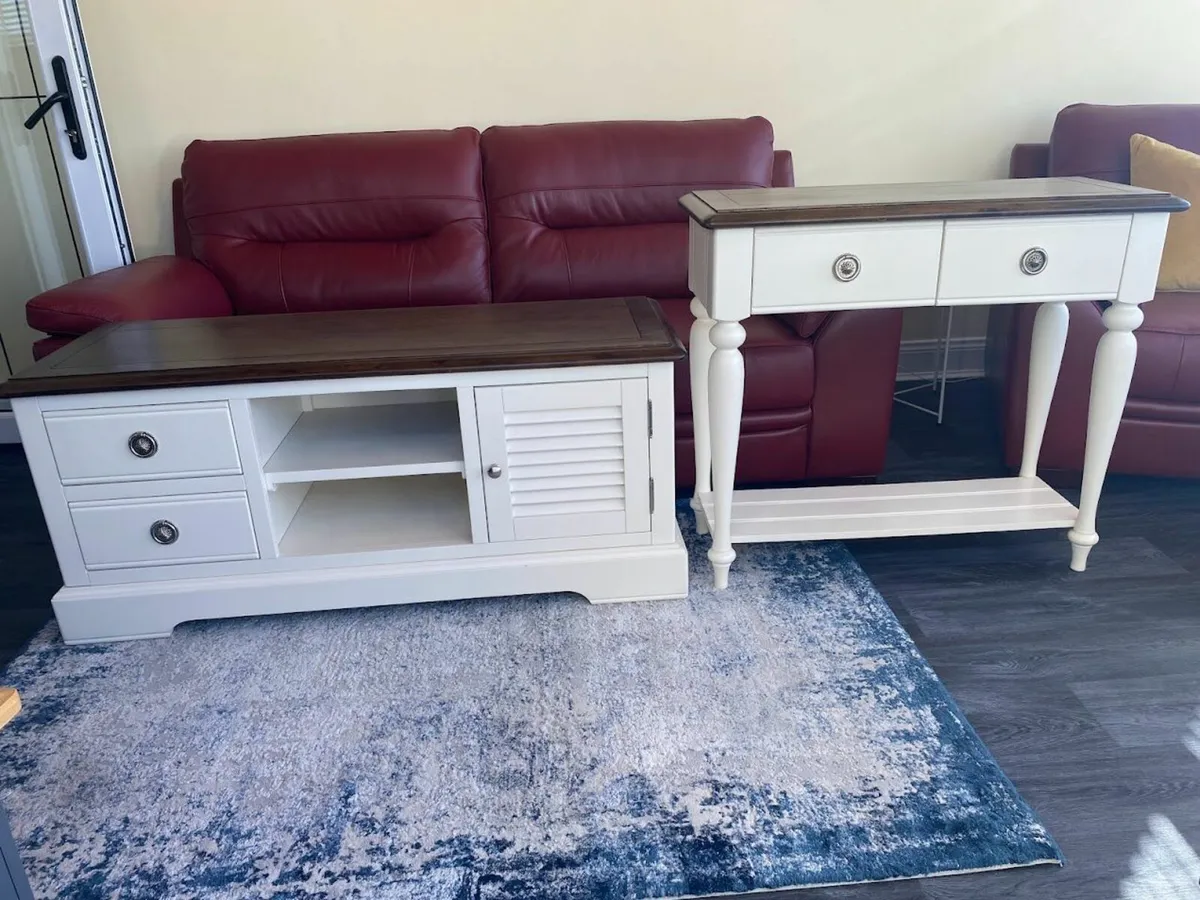 TV stand and Console - Image 1