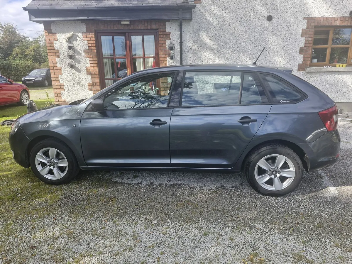 Skoda rapid 1.6tdi auto - Image 2
