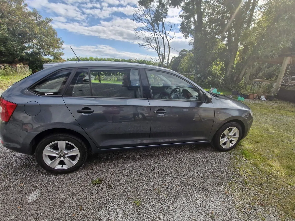 Skoda rapid 1.6tdi auto - Image 3