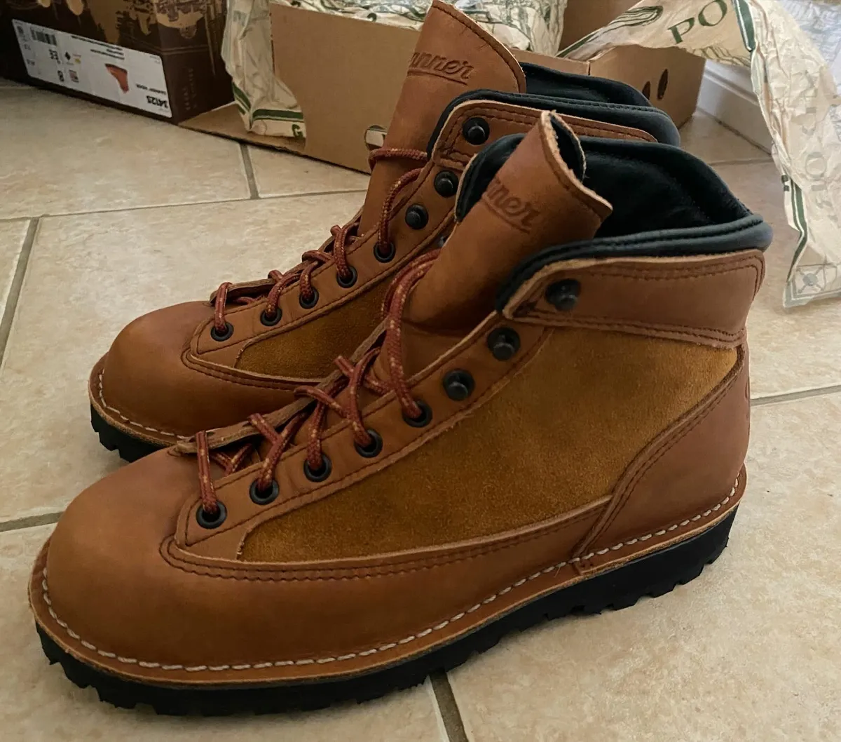 Danner Ridge Goretex Boots, Vibram soles, Size 7 - Image 1