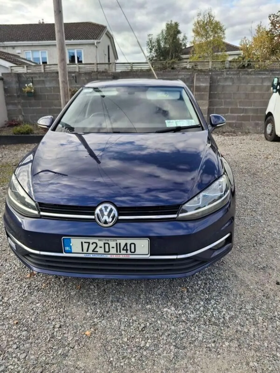 2017 Volkswagen Golf - Image 1