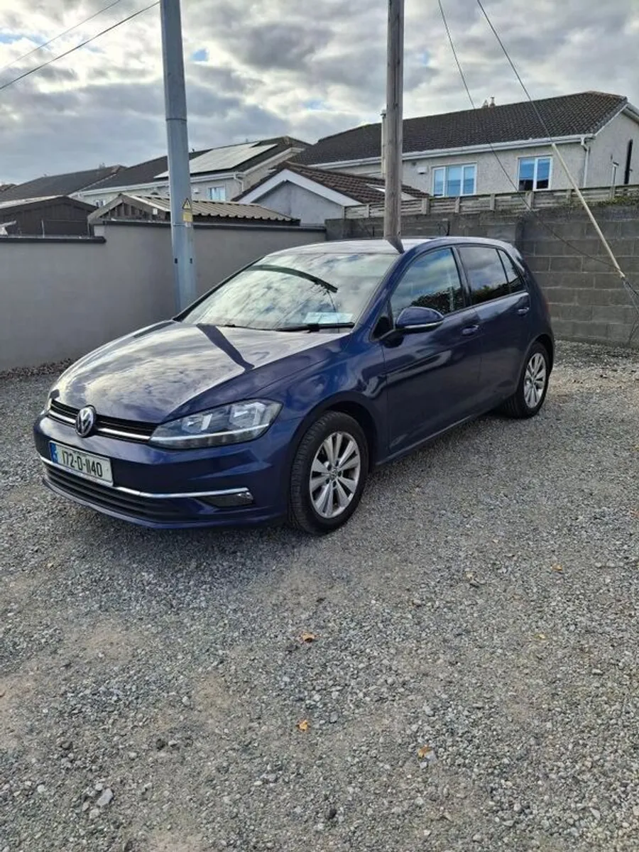 2017 Volkswagen Golf - Image 3