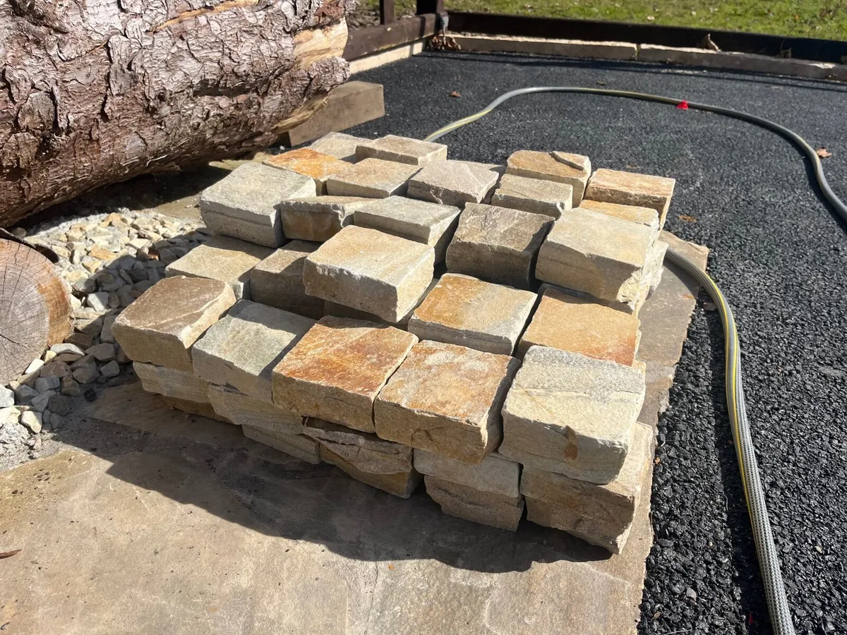 91 cobble stones 0,91 m2 sandstone