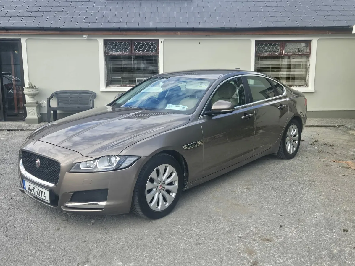Jaguar XF Prestige - Image 1