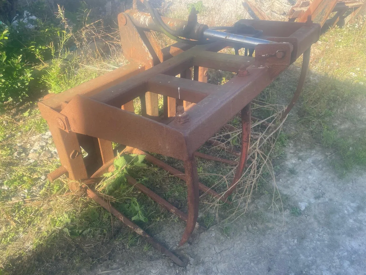 Tine Grab For Sale - Image 2