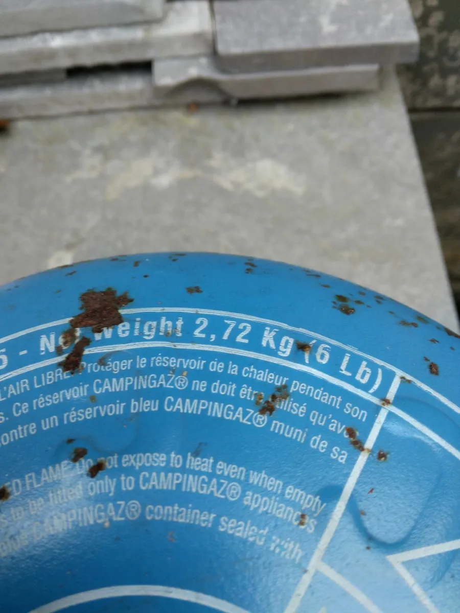Butane gas cylinder - Image 3