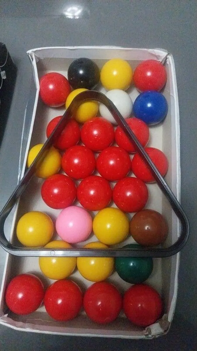pool table  6ft x 3ft - Image 2