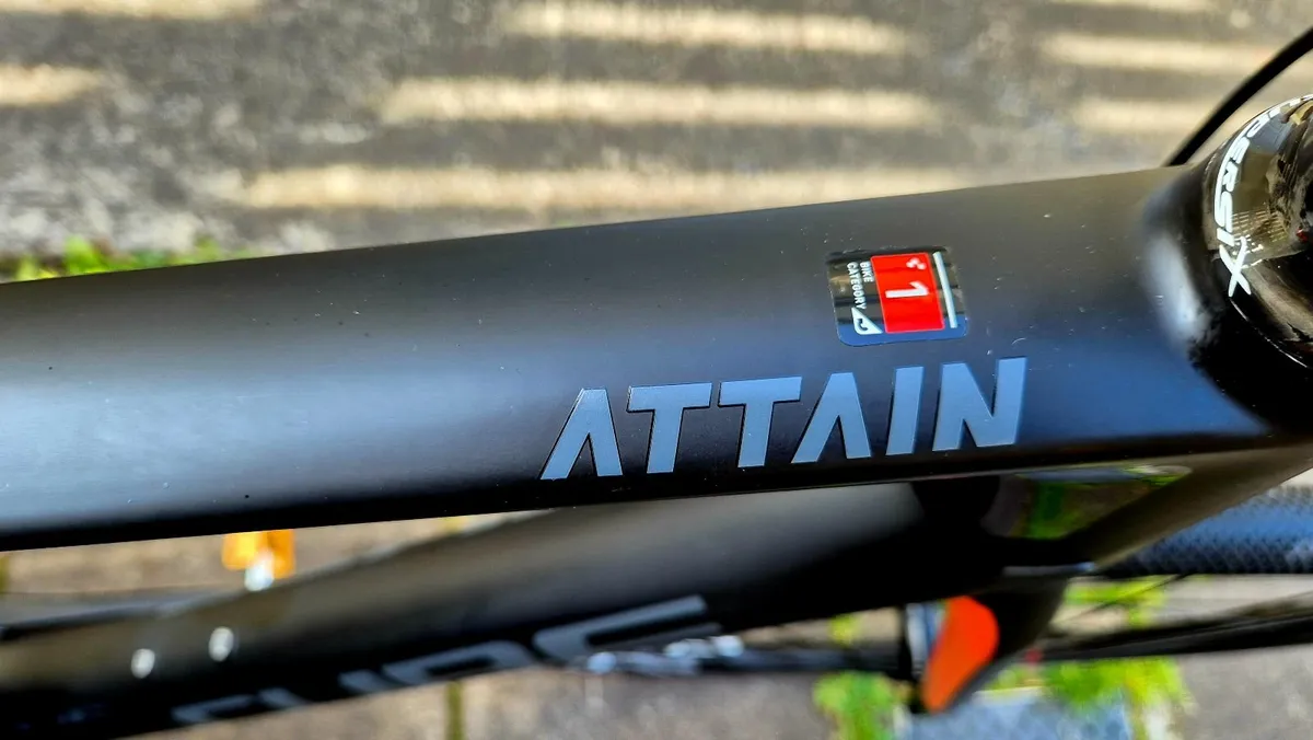 Carbon Cube Attain endurance road bike 105 di2 - Image 4