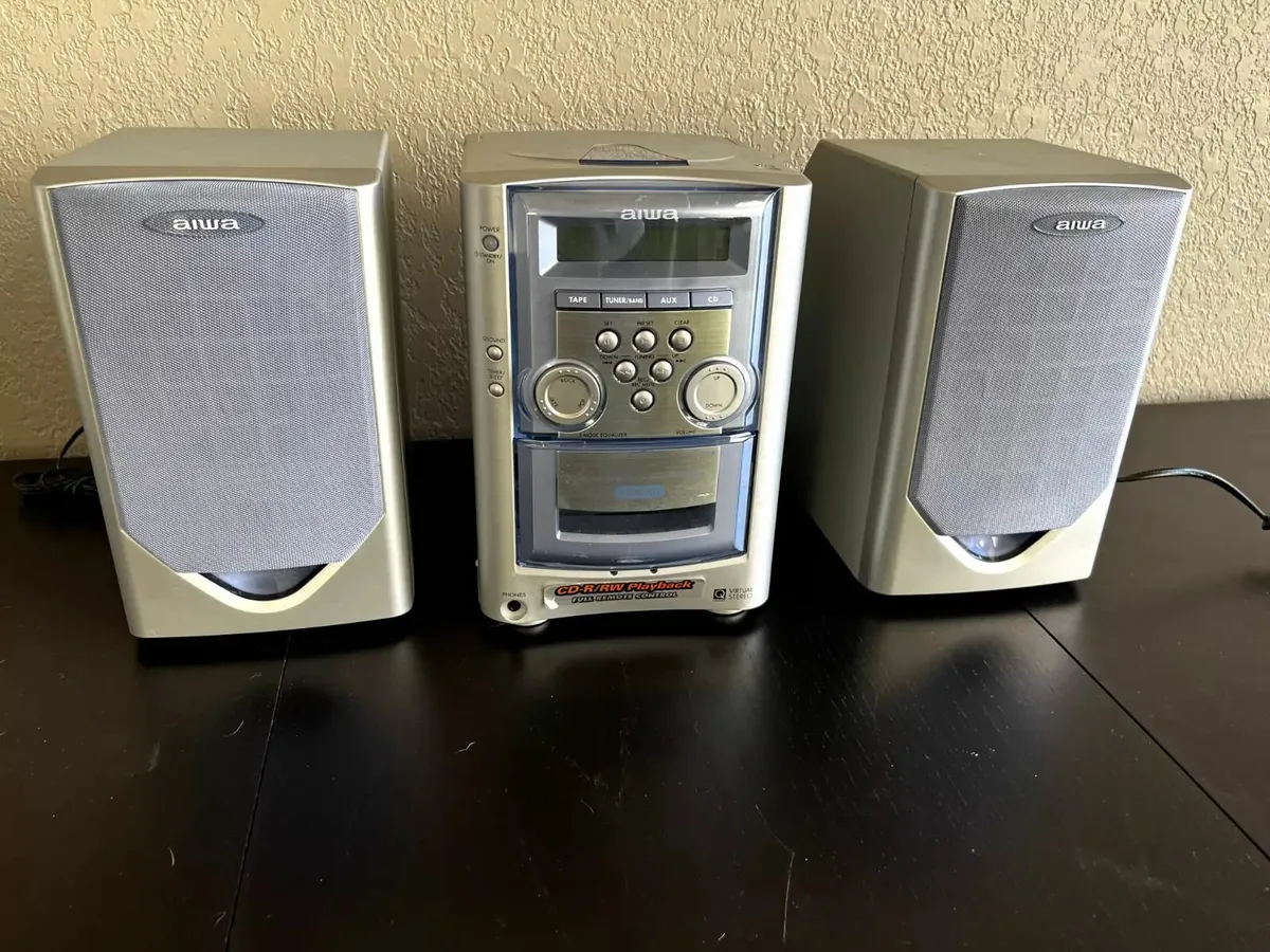 AIWA HIFI STEREO SYSTEM, MODEL XR-M161 - Image 4
