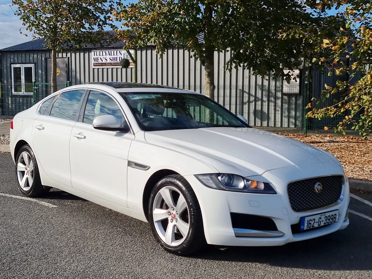 Jaguar XF 2016 automatic nct&tax €5999 - Image 3
