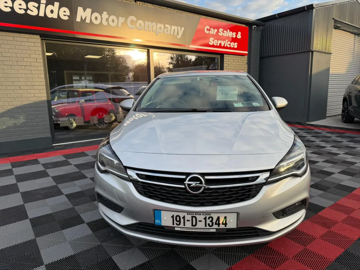 Opel Astra 1.6 CDTI 2019 - Image 2