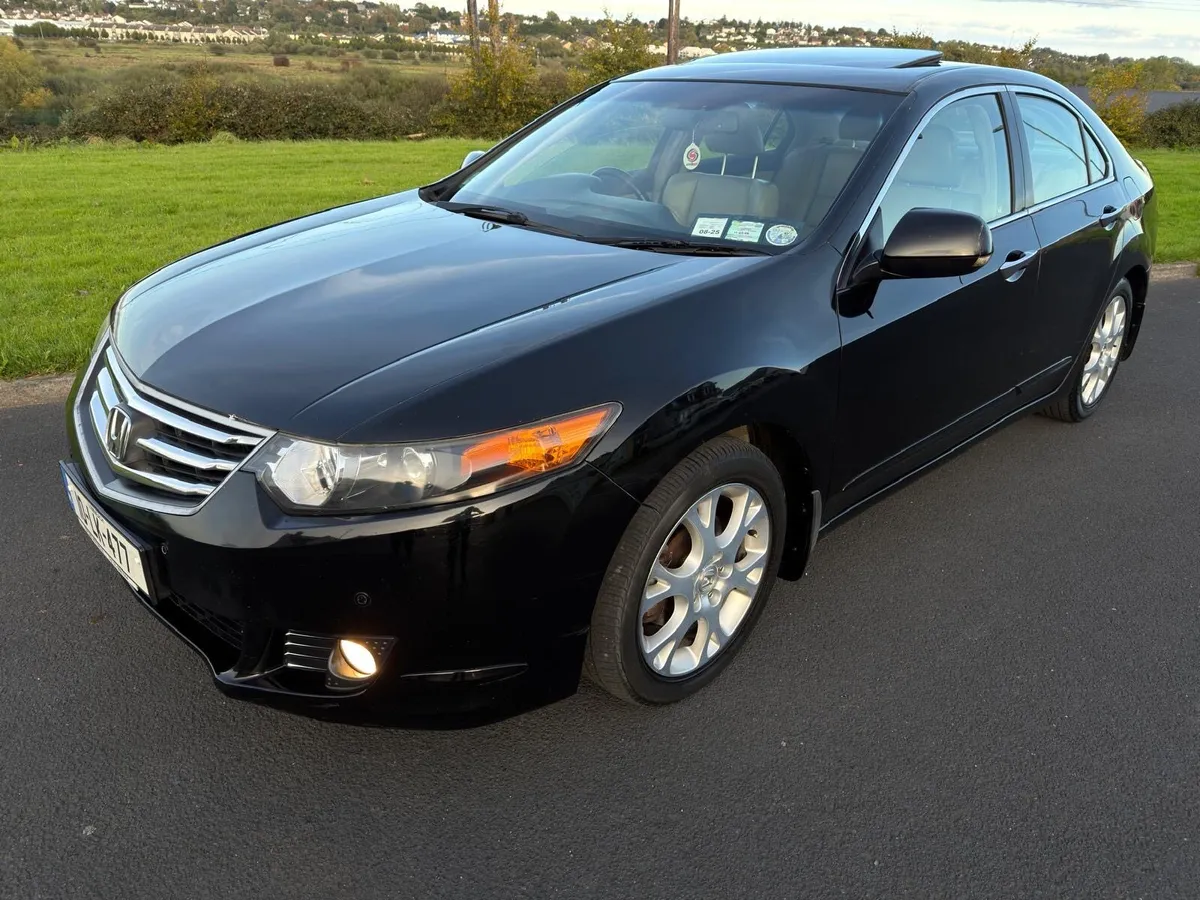 2010 Honda Accord Automatic Nct & Taxed - Image 2