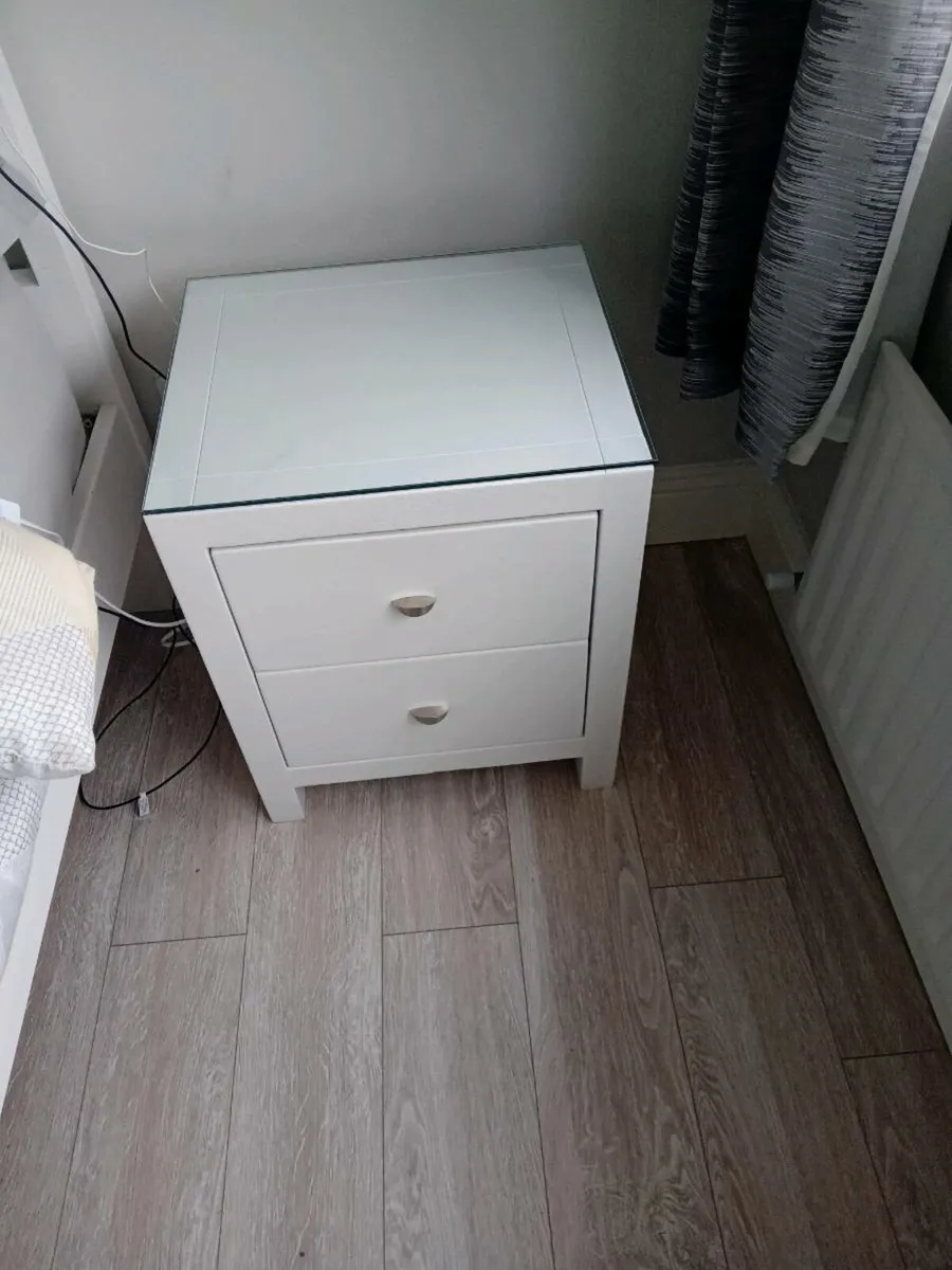 Bed side lockers - Image 1