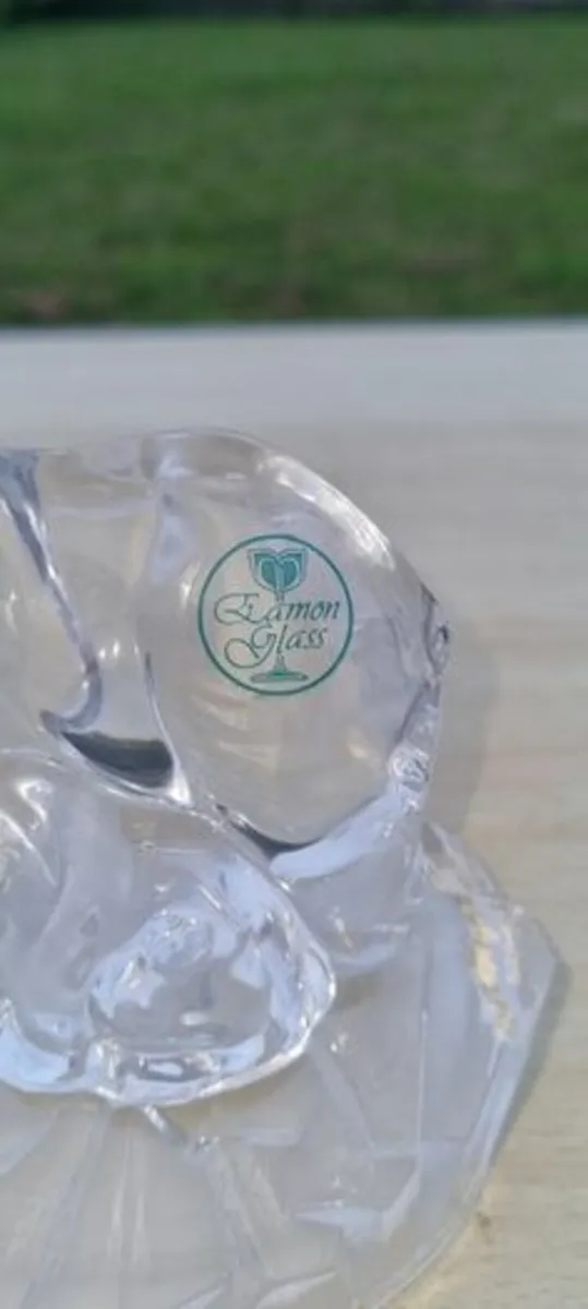 Eamon glass polar bears - Image 2