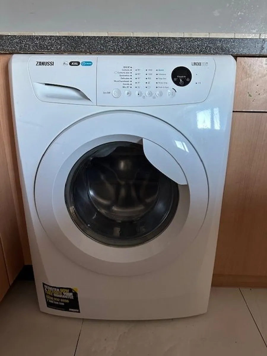Zanussi 8KG XXL Washing machine - Image 2