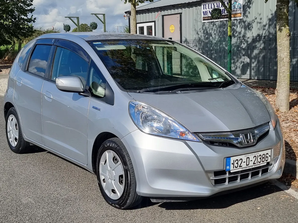 Honda Fit 2013 hybrid.  Automatic nct&tax €5999 - Image 4