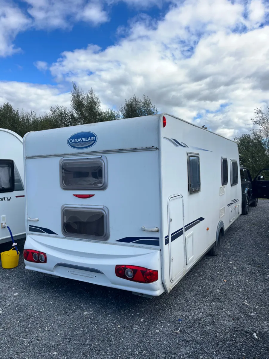 2008 Caravelier 6 Berth Fixed Bunkbed Caravan - Image 3
