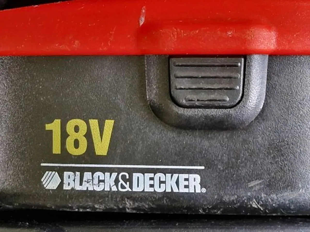 BLACK & DECKER DRILL plus 18V CHARGER Carry Case - Image 4