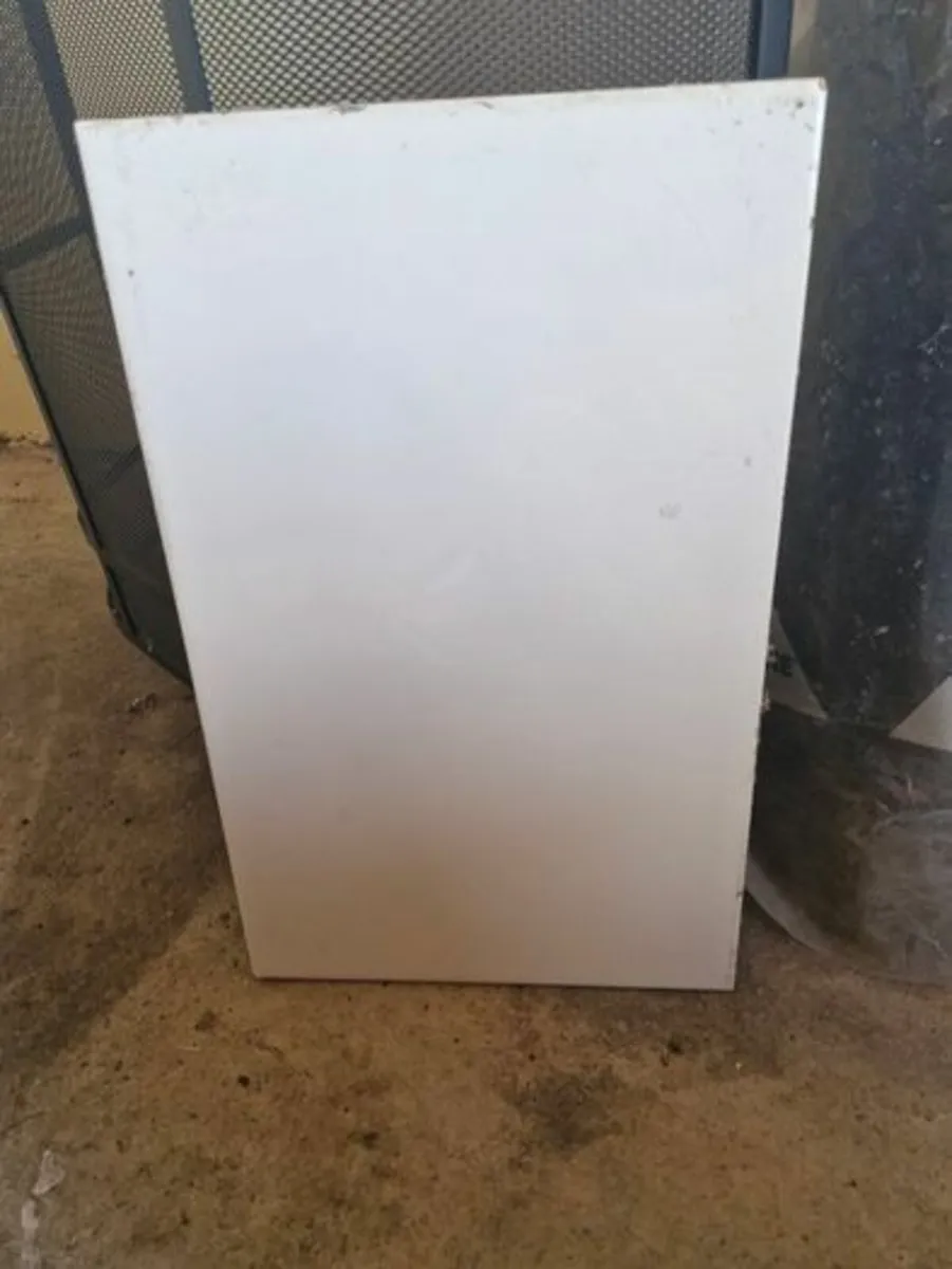 5 White Wall Tiles