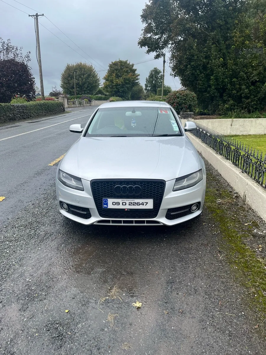 Audi A4 B8 - Image 1